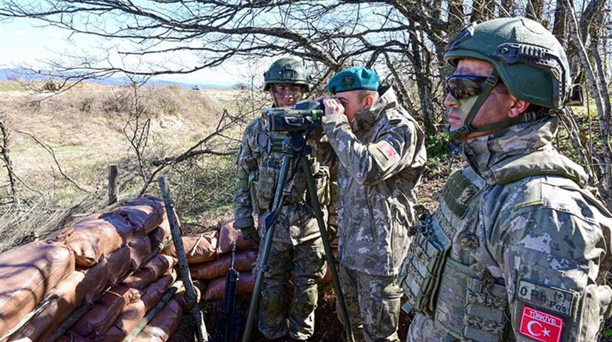 100 kilometrelik dikey koridor iddiası! "T&uuml;rkiye zorunda kalabilir" diyerek a&ccedil;ıkladı