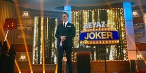 Kriz &ccedil;ıktı! Y&ouml;netmen g&ouml;nderildi, g&uuml;n&uuml; değiştirildi 