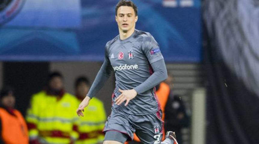 Matej Mitrovic'e Lazio kancası