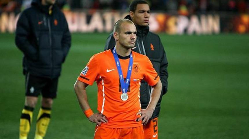 Sneijder: '2010 D&uuml;nya Kupası finalini unutamıyorum'
