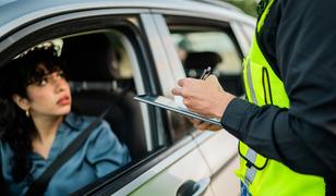 2026 yılı trafik cezaları arttı! Direksiyon başında telefonla konuşmanın cezası...