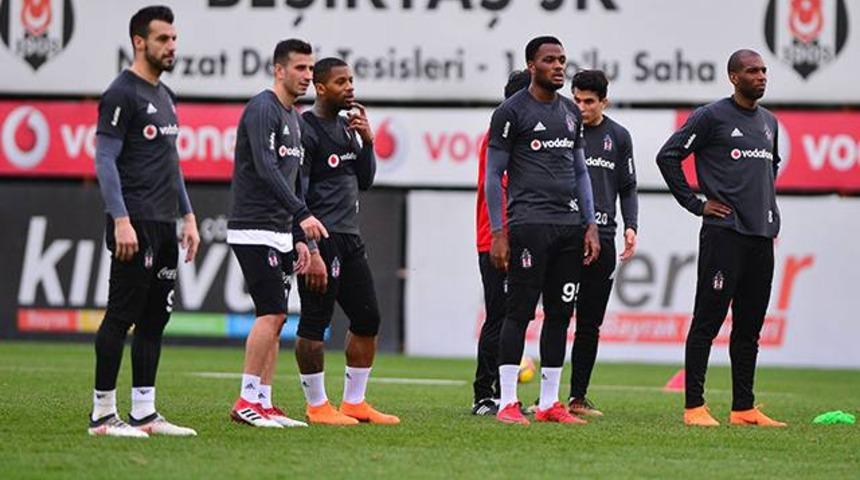 Beşiktaş antremanında Tosic ve Oğuzhan gerilim yaşadı