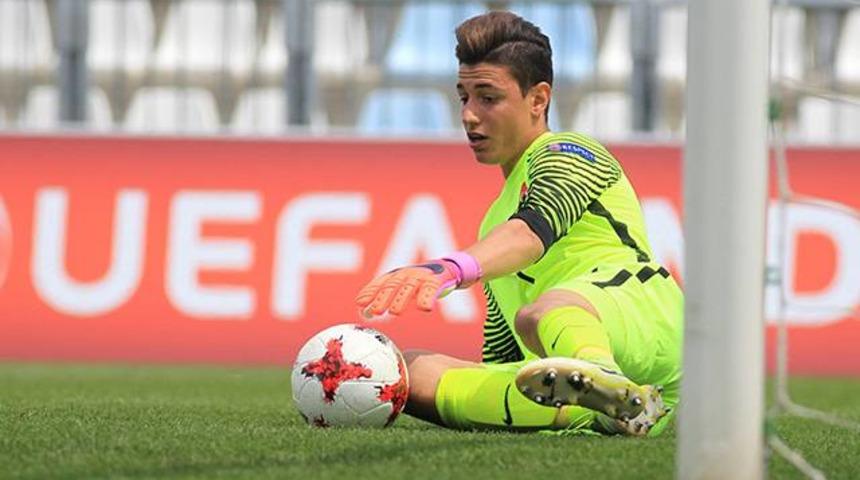 Barcelona, Juventus ve Dortmund Berke &Ouml;zer'in peşinde