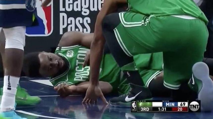 Boston Celticsli Jaylen Brown, Minnesota Timberwolves ma&ccedil;ında &ouml;l&uuml;mden d&ouml;nd&uuml;!
