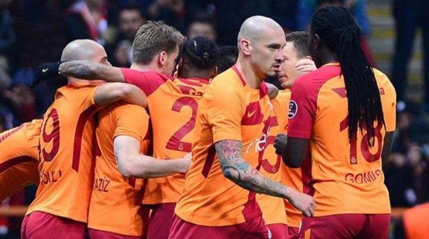 Galatasaray&rsquo;da derbi &ouml;ncesi sarı kart alarmı