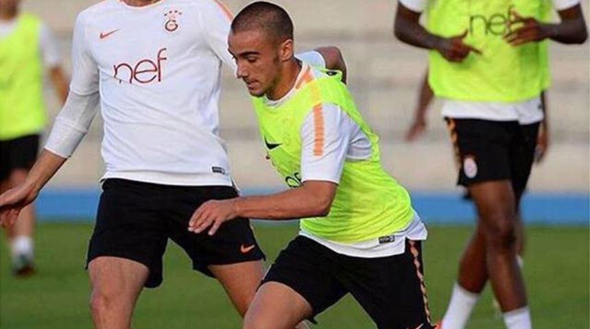 Roma, Galatasaraylı Yunus Akg&uuml;n'&uuml; izleyecek