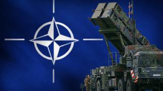 Savunma sistemlerini en iyi bilenlerden… Eski bakandan NATO ve Patriot yorumu!