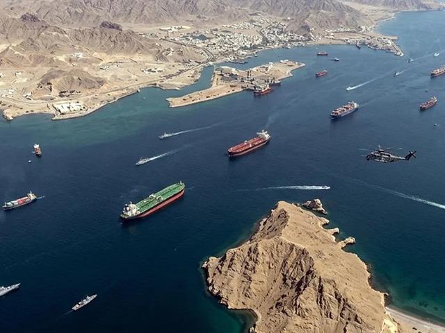 Bakan Uraloğlu'ndan 'H&uuml;rm&uuml;z Boğazı' a&ccedil;ıklaması: 15 tane T&uuml;rk sahipli gemi var"