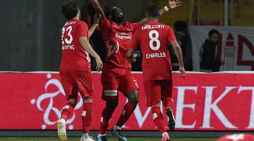 Kasımpaşa 2 - 3 Antalyaspor (Ma&ccedil; &ouml;zeti)