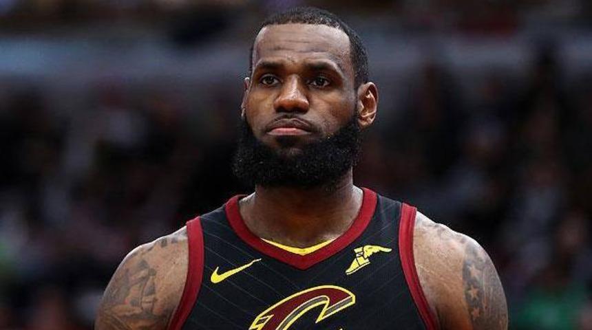 Lebron James'ten 70. 'triple double'