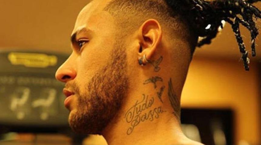 Neymar'ın yeni sa&ccedil; stilini takip&ccedil;ileriyle paylaştı