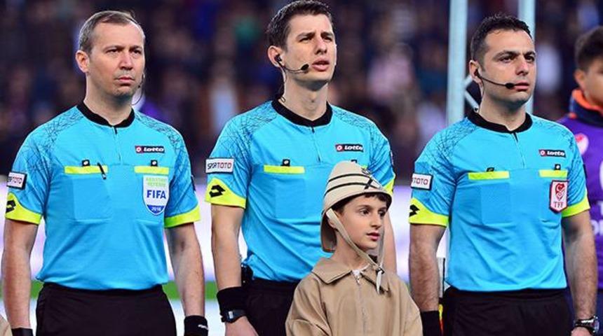 G&uuml;ntekin Onay'dan Halil Umut Meler'e olay s&ouml;zler! 'Senden bir halt olmaz'