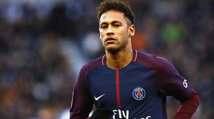 Neymar PSG'den haftalık 1 milyon euro maaş istedi