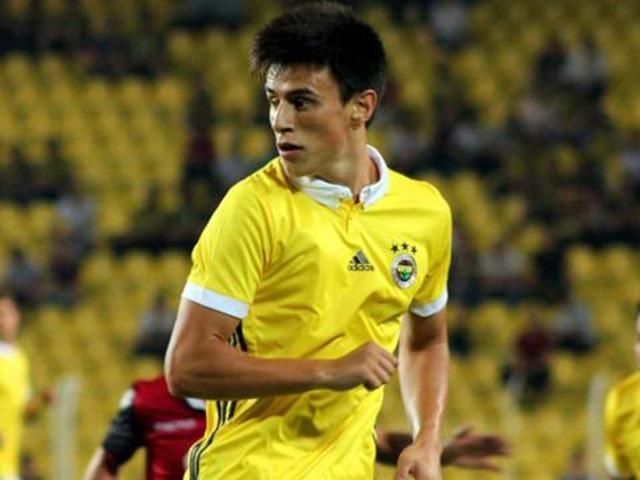 Eljif Elmas kendisine takım arıyor!