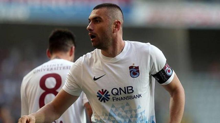 Burak Yılmaz'dan Gomis'e &ouml;vg&uuml;!