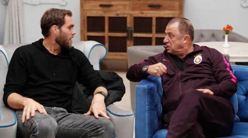 Elmander, Galatasaray'daki g&ouml;revini a&ccedil;ıkladı