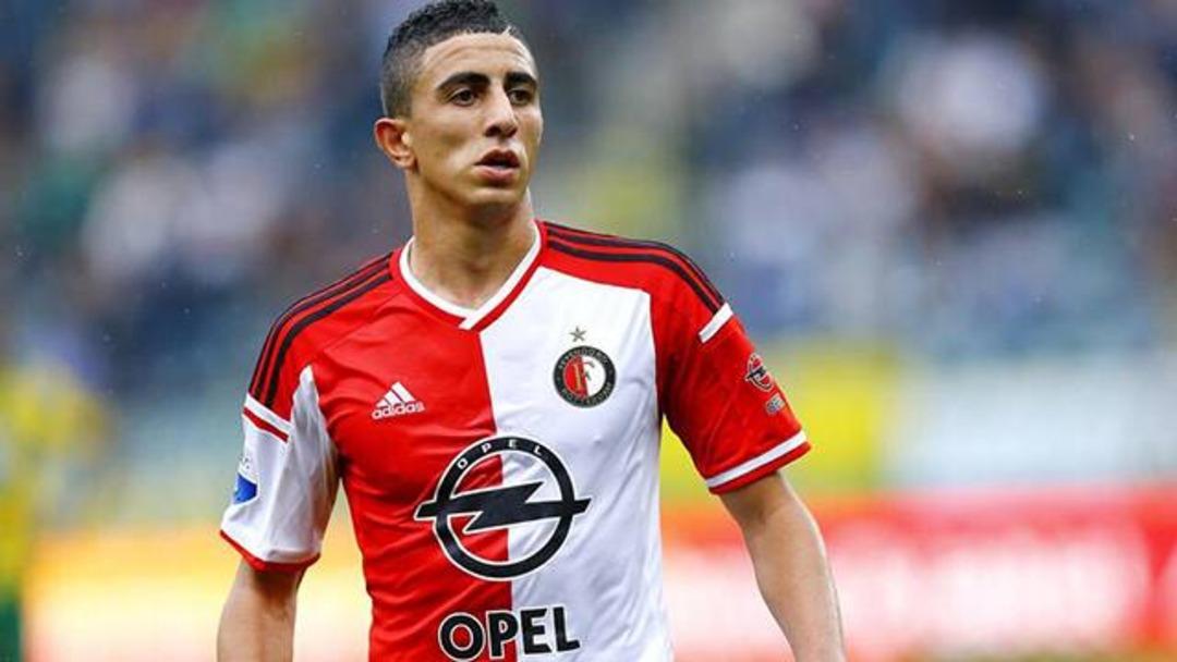 Feyenoord taraftarı isyanda! 'Bilal Başacıkoğlu'nu Fenerbah&ccedil;e'ye satın'