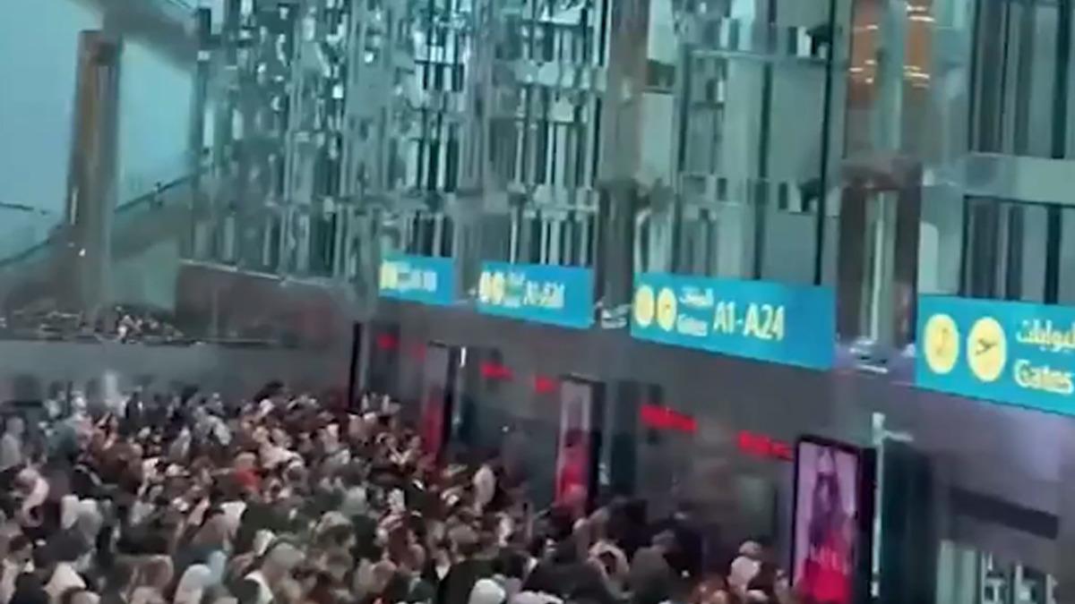 Dubai'den kaçış! Uçuşlar başladı, havalimanı doldu taştı - Güncel Haberler