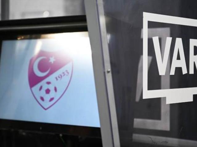F.Bah&ccedil;e'den TFF'ye olay 'VAR' &ouml;nerisi!