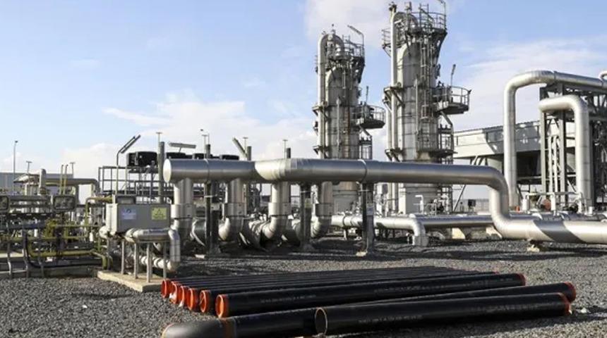 Almanya'da akaryakıtta fiyat artışına g&uuml;nl&uuml;k sınır g&uuml;ndemde