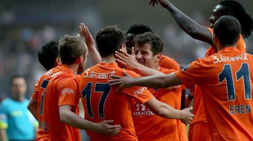 Emre Bel&ouml;zoğlu: 'Cengiz &Uuml;nder Barcelona, Real Madrid gibi takımlara gidebilir'