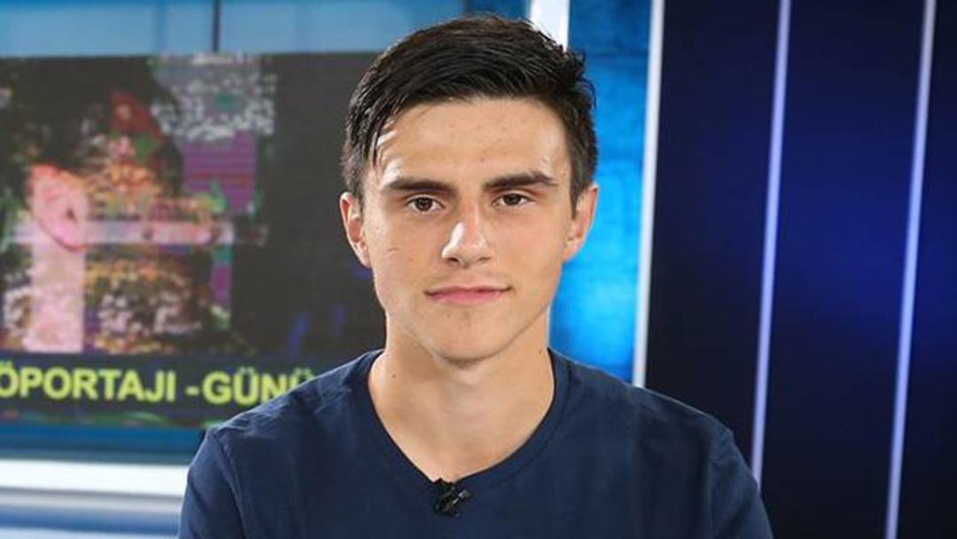 Aykut Kocaman Eljif Elmas'ı g&ouml;nderiyor!