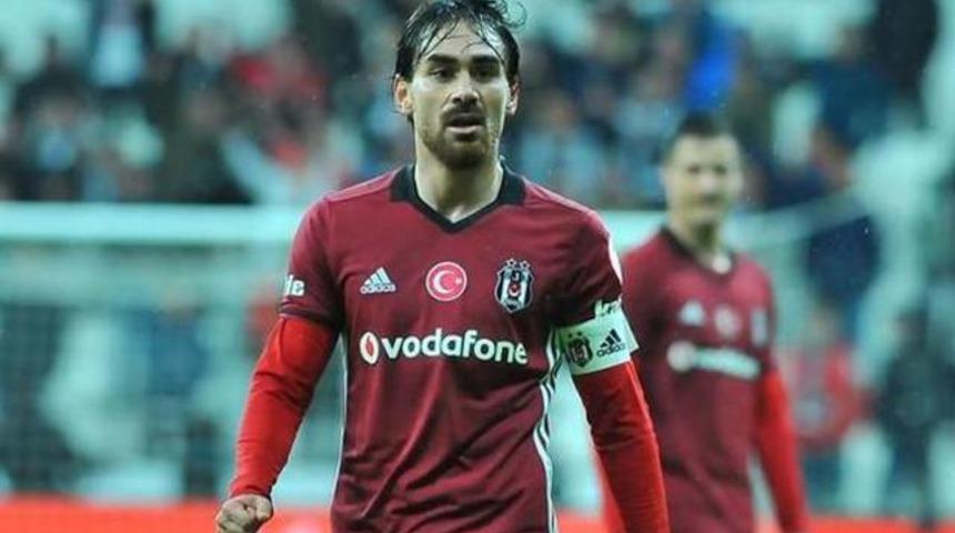 Veli Kavlak futbolu bıraktığı iddialarını yalanladı