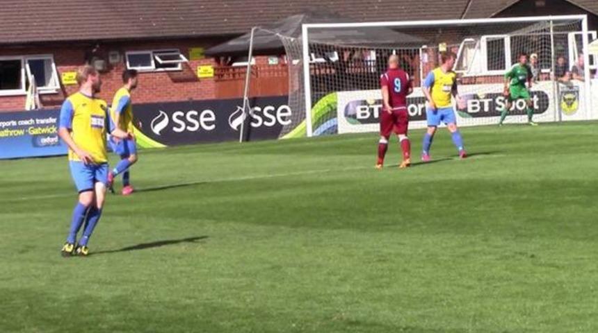 Abingdon United-Abingdon Town ma&ccedil;ı 17-0 bitince hakem ma&ccedil;ı erken bitirdi