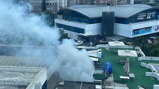 Zeytinburnu’nda sanayide çıkan yangın havadan görüntülendi