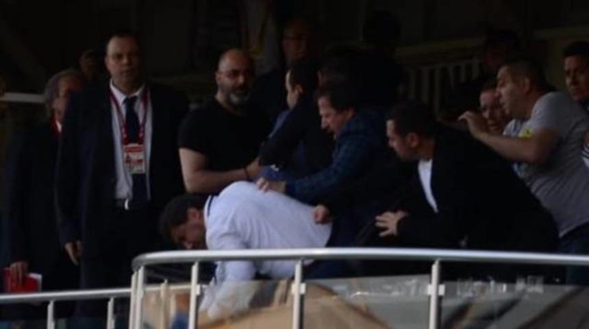 Denizlispor - Ankarag&uuml;c&uuml; ma&ccedil;ında şok kavga!