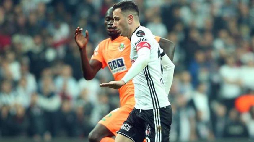 Menajer Kees Vos, Oğuzhan &Ouml;zyakup'la Milan'ın ilgilendiğini a&ccedil;ıkladı