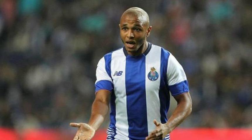 Beşiktaş'tan Yacine Brahimi bombası!