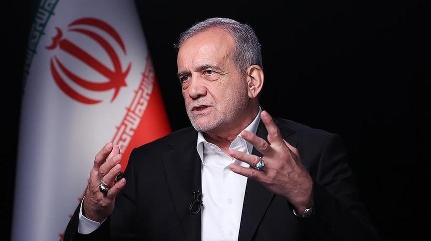 İran Cumhurbaşkanı Pezeşkiyan Pakistan İ&ccedil;işleri Bakanı Nakvi ile Tahran'da g&ouml;r&uuml;şt&uuml;