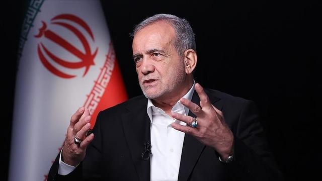 İran Cumhurbaşkanı Pezeşkiyan Pakistan İçişleri Bakanı Nakvi ile Tahran'da görüştü