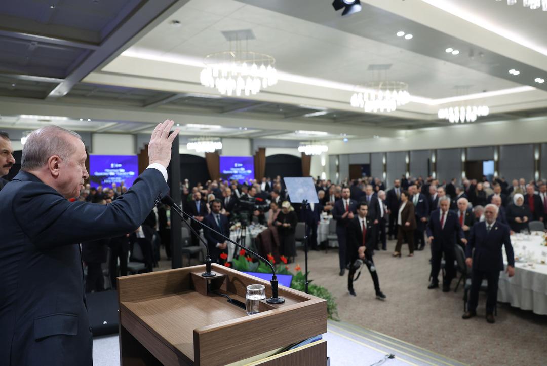 Cumhurbaşkanı Erdoğan dan İran a&ccedil;ıklaması: "Daha fazla can yanmadan, kan d&ouml;k&uuml;lmeden yangını s&ouml;nd&uuml;rmenin derdindeyiz" 2