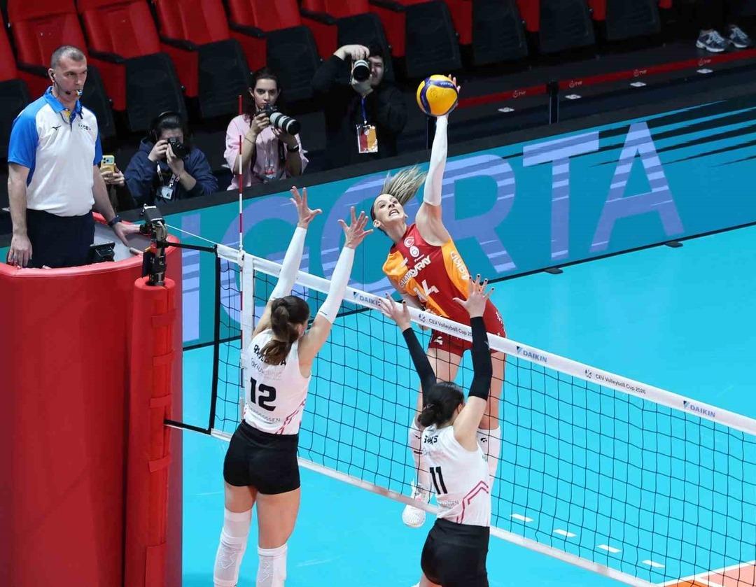 Galatasaray Daikin, rakibine set vermedi 1