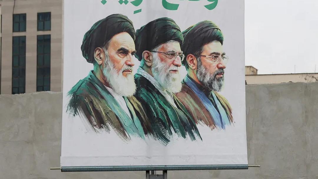 Hamaney ailesine saldırıdan yeni detay! M&uuml;cteba Hamaney yaralı: &ldquo;Konuşacak durumda değil&rdquo; 1