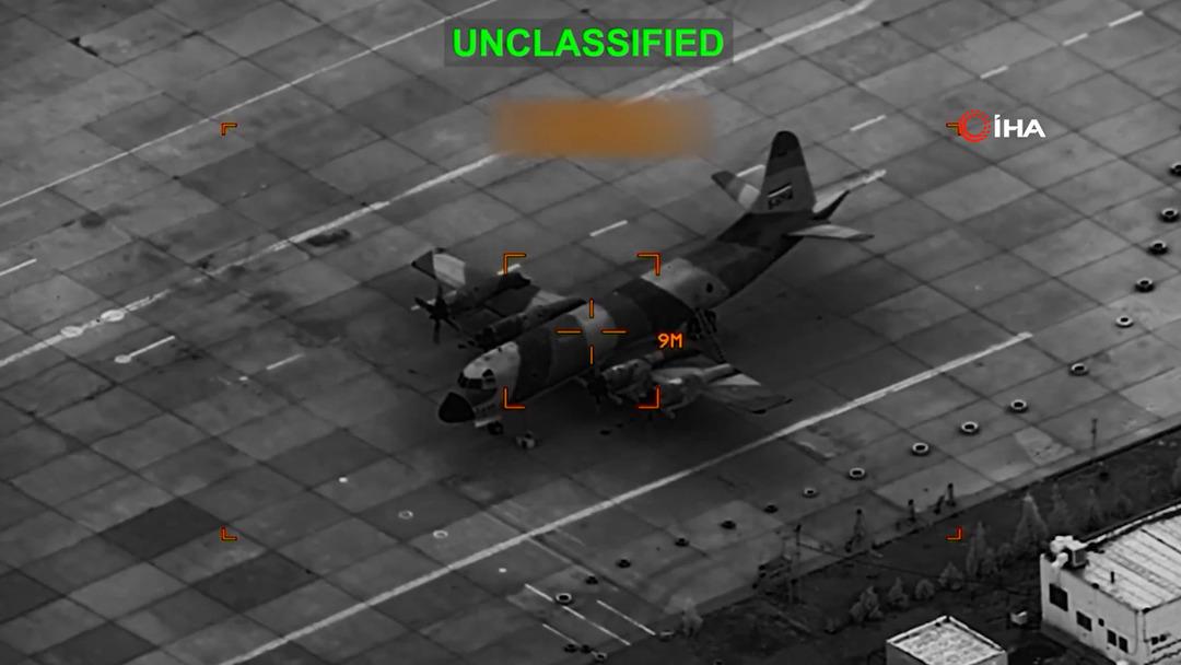 ABD paylaştı! Film sahnelerini aratmayan g&ouml;r&uuml;nt&uuml;ler: "İran hava g&uuml;c&uuml;n&uuml; kaybediyor" 3