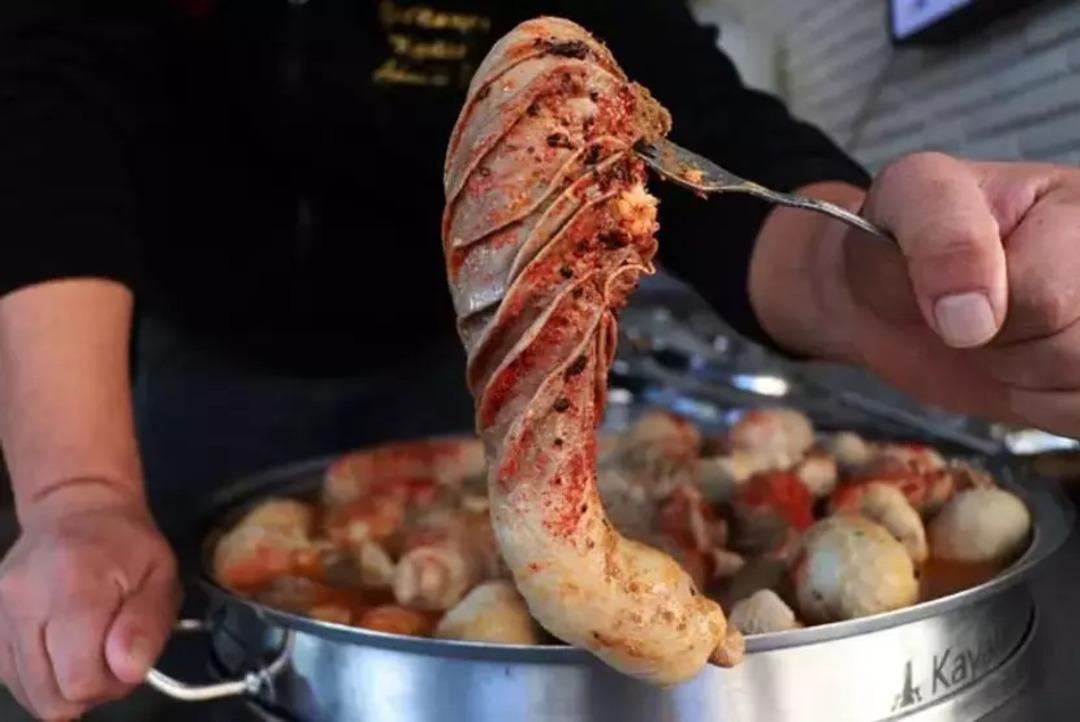 Sabah ciğer, &ouml;ğlen kebap, gece şırdan yiyenler dikkat! Uzman isim riskleri a&ccedil;ıkladı 6