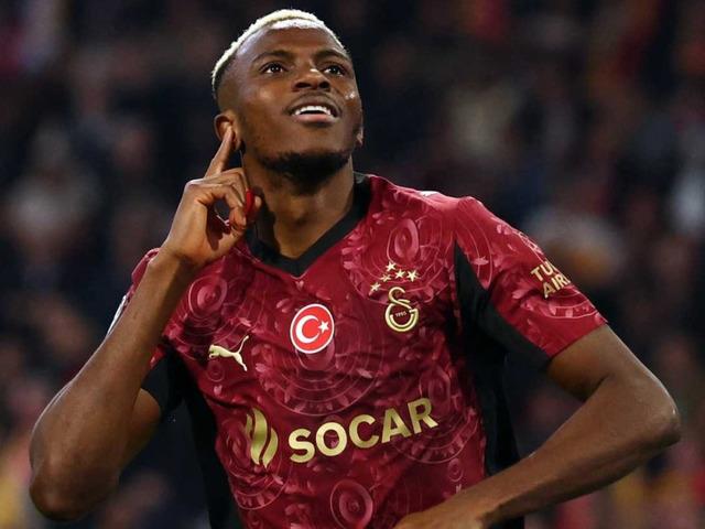 Galatasaray'da 5 Milyon Euro'luk tarihi primin sırrı ortaya &ccedil;ıktı! Soyunma odasında &Ouml;zbek ile Osimhen arasında efsane konuşma