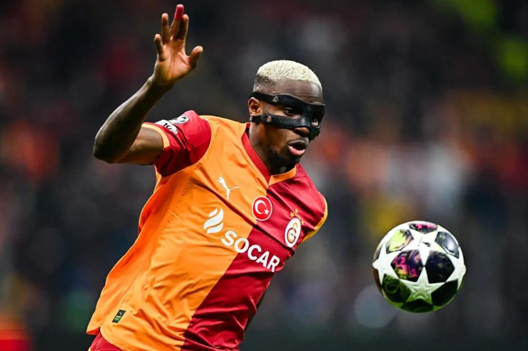 Galatasaray da 5 Milyon Euro luk tarihi primin sırrı ortaya &ccedil;ıktı! Soyunma odasında &Ouml;zbek ile Osimhen arasında efsane konuşma 1