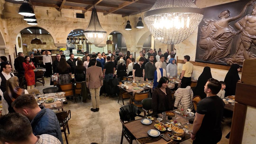 D&uuml;zce Belediyesi nden anlamlı  12 Mart İstiklal Marşı nın Kabul&uuml;  deneyi! Minik piyanist b&uuml;y&uuml;k takdir topladı 9