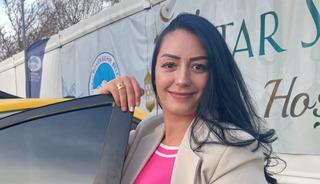 Gezmeyi &ccedil;ok sevdiği i&ccedil;in o mesleği se&ccedil;ti: M&uuml;şteriler i&ccedil;eri girince şaşırıyor