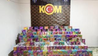 &Ccedil;ay paketleri arasında ka&ccedil;ak sigara sevkiyatı dronlu polis takibine takıldı