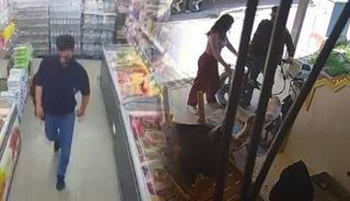 "Beni seviyorsan bırak" dedi ama dinlemedi: Ne varsa &ccedil;aldı!