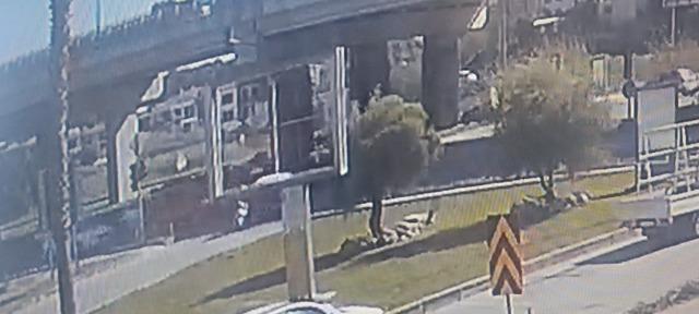 Elektrikli bisiklet ile motosiklet &ccedil;arpıştı: 1 yaralı 1