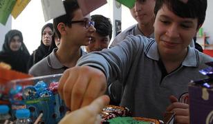 İstanbul Valisi Davut G&uuml;l a&ccedil;ıkladı: &Ccedil;ocuklara 2 bin TL'lik kantin kart verilecek