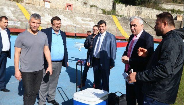 GMİS yönetiminden Zonguldak Kömürspor’a moral ziyareti