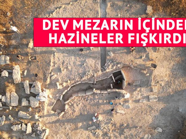 Arkeologlar şaşkına d&ouml;nd&uuml;! 5 bin yıllık dev mezarın i&ccedil;inden hazineler fışkırdı