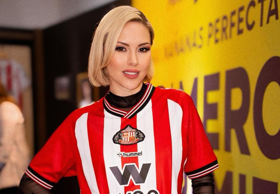 D&uuml;nyaca &uuml;nl&uuml; spikerden canlı yayında olay Galatasaray itirafı! "Bana en &ccedil;ok haz veren takım..." 2